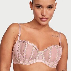 Victoria's Secret
DREAM ANGELS
Wicked Caged Rosebud Embroidery Balconette Bra